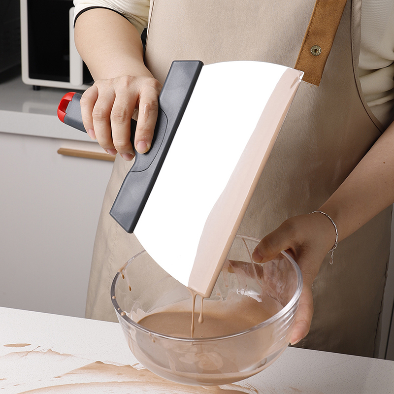 Stainless Steel Dough Scraper  - đánh giá và giá Kitchen Gadgets Pakistan